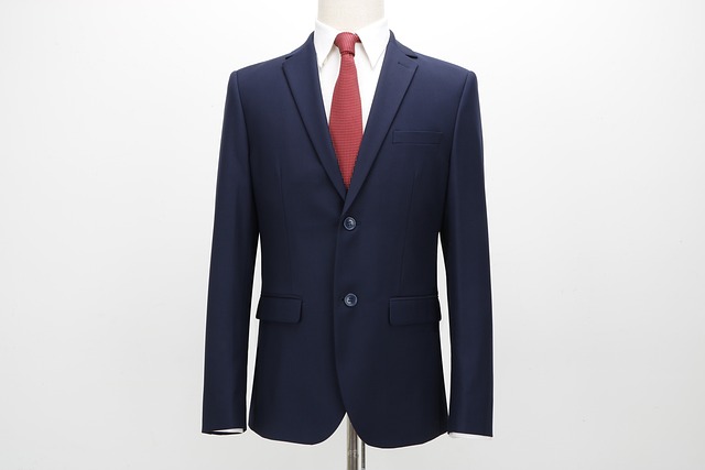 How to Buy the Perfect Men’s Suit